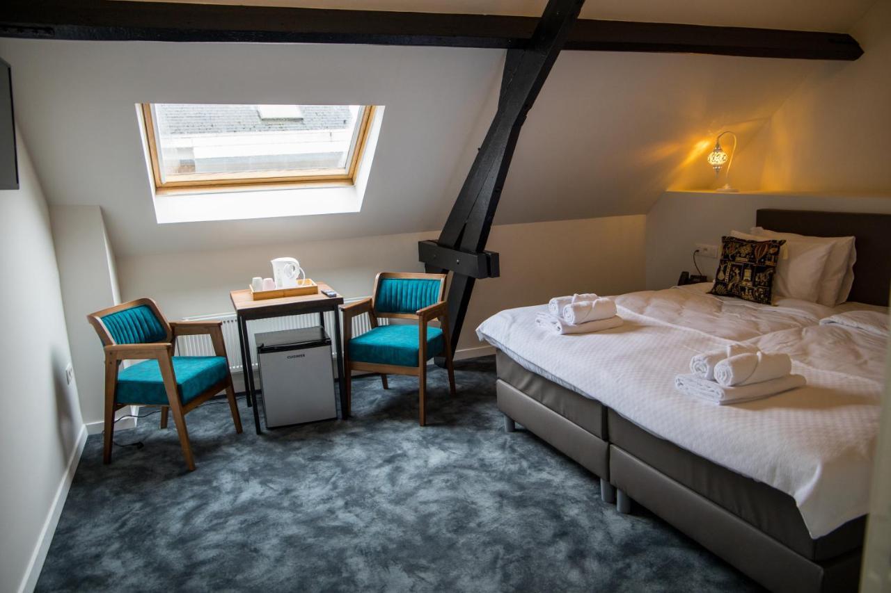 Hotel Guzy Lier Exteriör bild